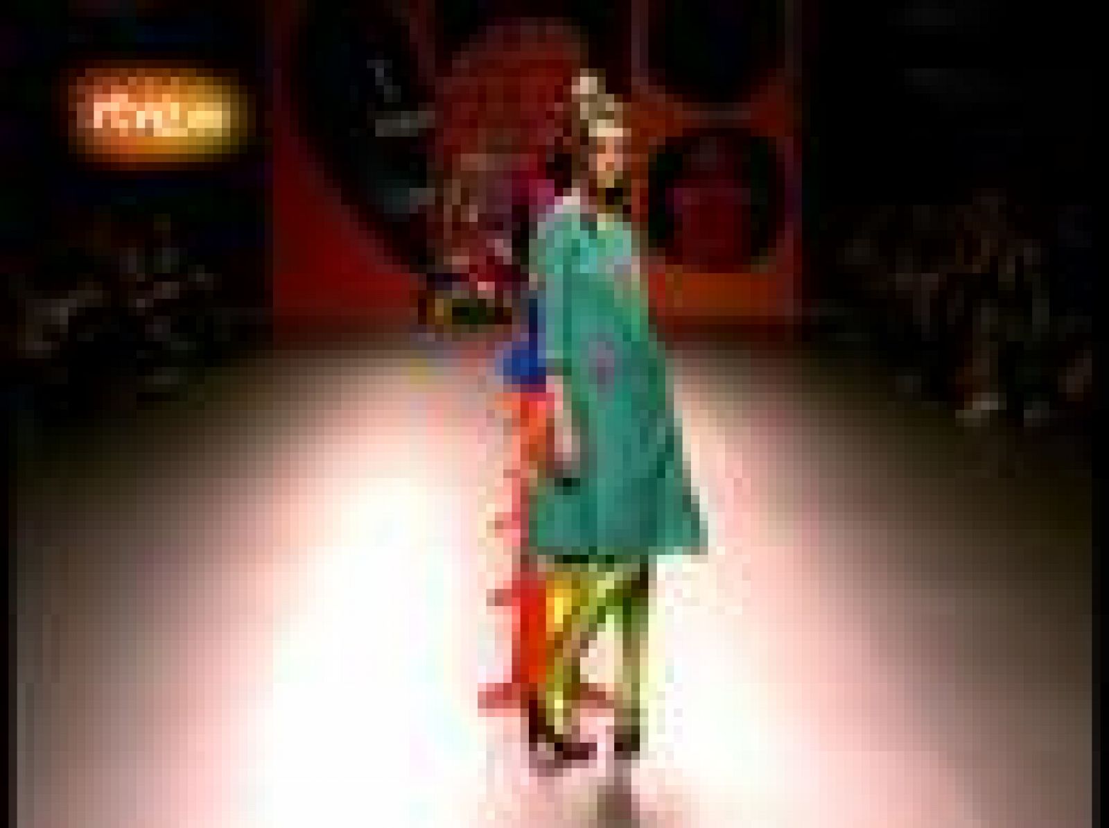 Desfile de Agatha Ruiz de la Prada en la Cibeles Madrid Fashion Week 2010 | Ver