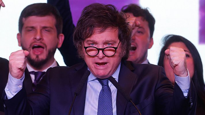 Carmen Torres, sobre los resultados de la primera vuelta de las elecciones argentinas: "El discurso histriónico de Milei ha preocupado a la clase media"
