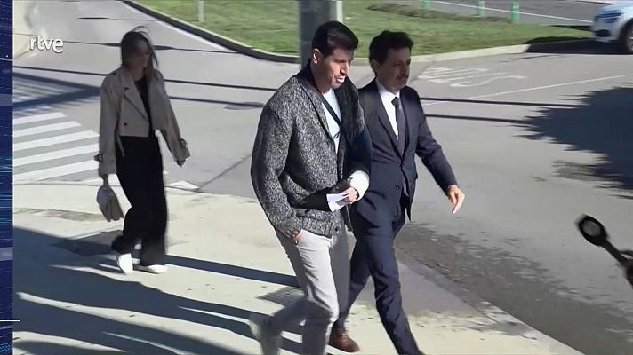 Telediario 1 - Albert Luque niega ante el juez haber coaccionado a Jenni Hermoso