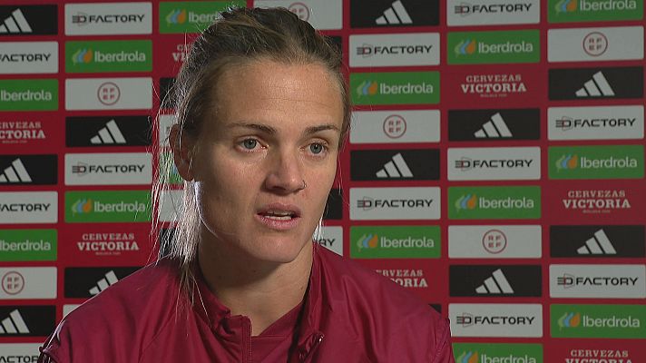 Fútbol - Entrevista a Irene Paredes con la selección española