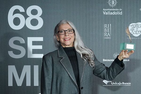 Telediario 2 - Kiti Mánver recibe la Espiga de Honor de la SEMINCI