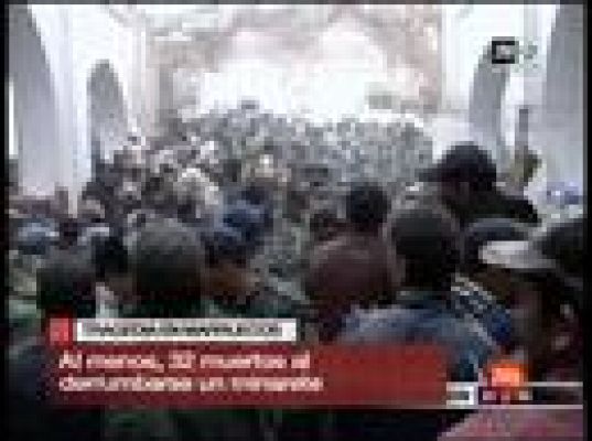  - 32 muertos al derrumbarse mezquita