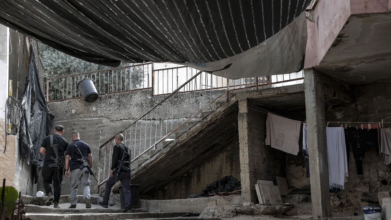 Israel expulsa a Cisjordania a centenares de trabajadores gazatíes a los que la guerra les pilló fuera de Gaza