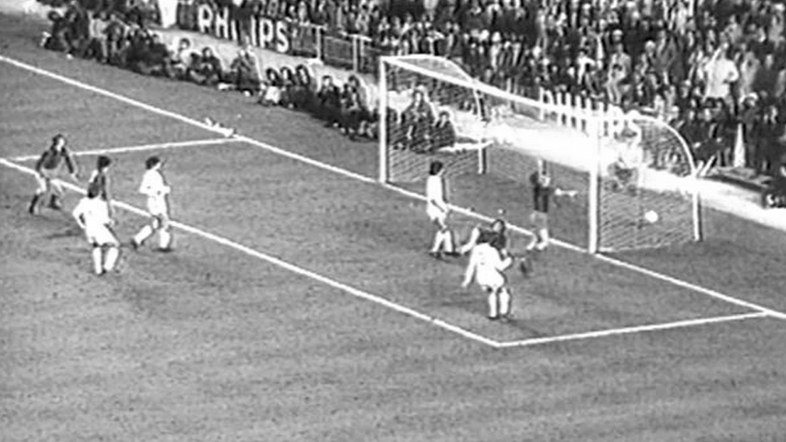 Arxiu TVE catalunya - L'arribada de Cruyff al Futbol Club Barcelona