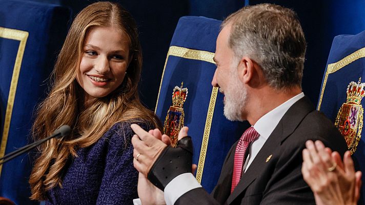 Telediario Fin de Semana - Felipe VI y la princesa Leonor, dos vidas paralelas
