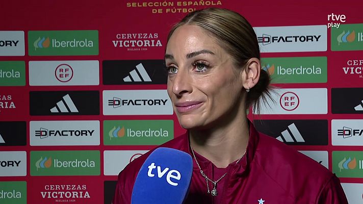 Esther González, sobre su regreso a la selección, a RTVE: "Cuando llegué no me había puesto la ropa con la estrella. Fue una satisfacción de grupo increíble"