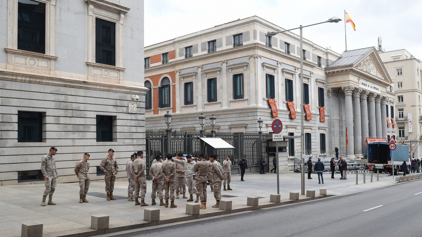 Último ensayo del Batallón de Honores frente al Congreso