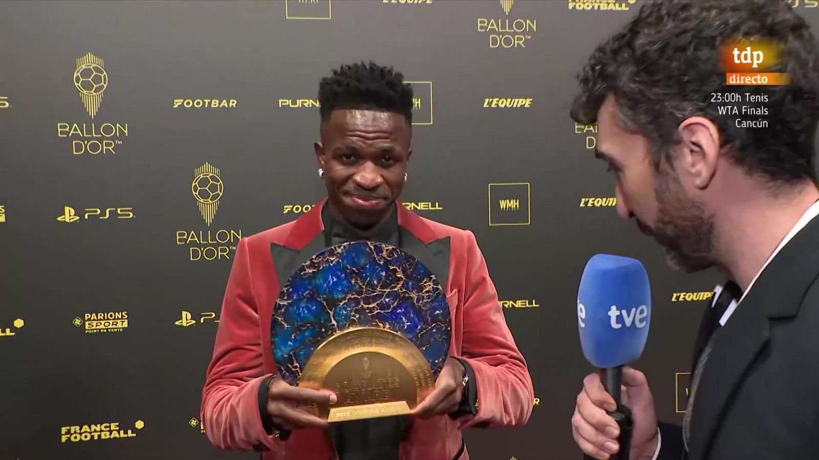 Vinicius, a TVE en la gala del Balón de Oro: "Yo siempre he sido un gran fan de Bellingham"