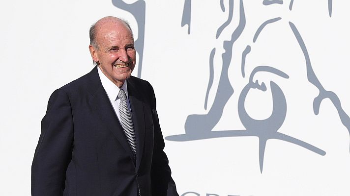 Especiales informativos - Miquel Roca, uno de los padres de la Constitución, sobre la jura de Leonor: "Demuestra que valía la pena lo que hicimos"