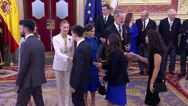 Representantes de la "generacin Leonor", invitados a la jura de la Constitucin