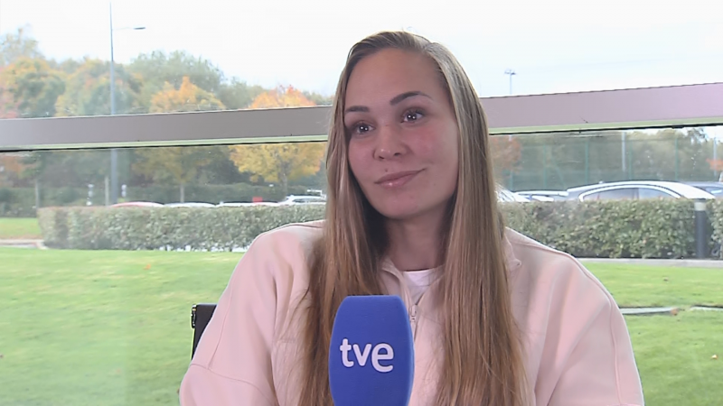 Irene Guerrero, a RTVE: "El fútbol en Inglaterra es más intenso que en España" - ver ahora