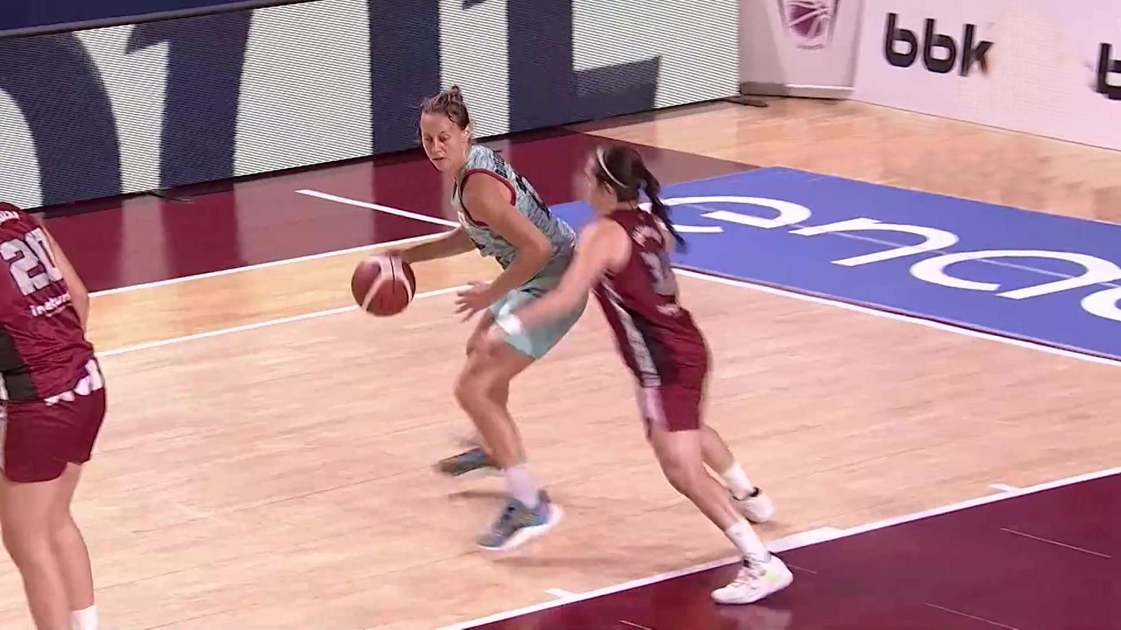 Baloncesto - Liga femenina Endesa 6ª jornada: Lointek Gernika - Barça CBS - ver ahora