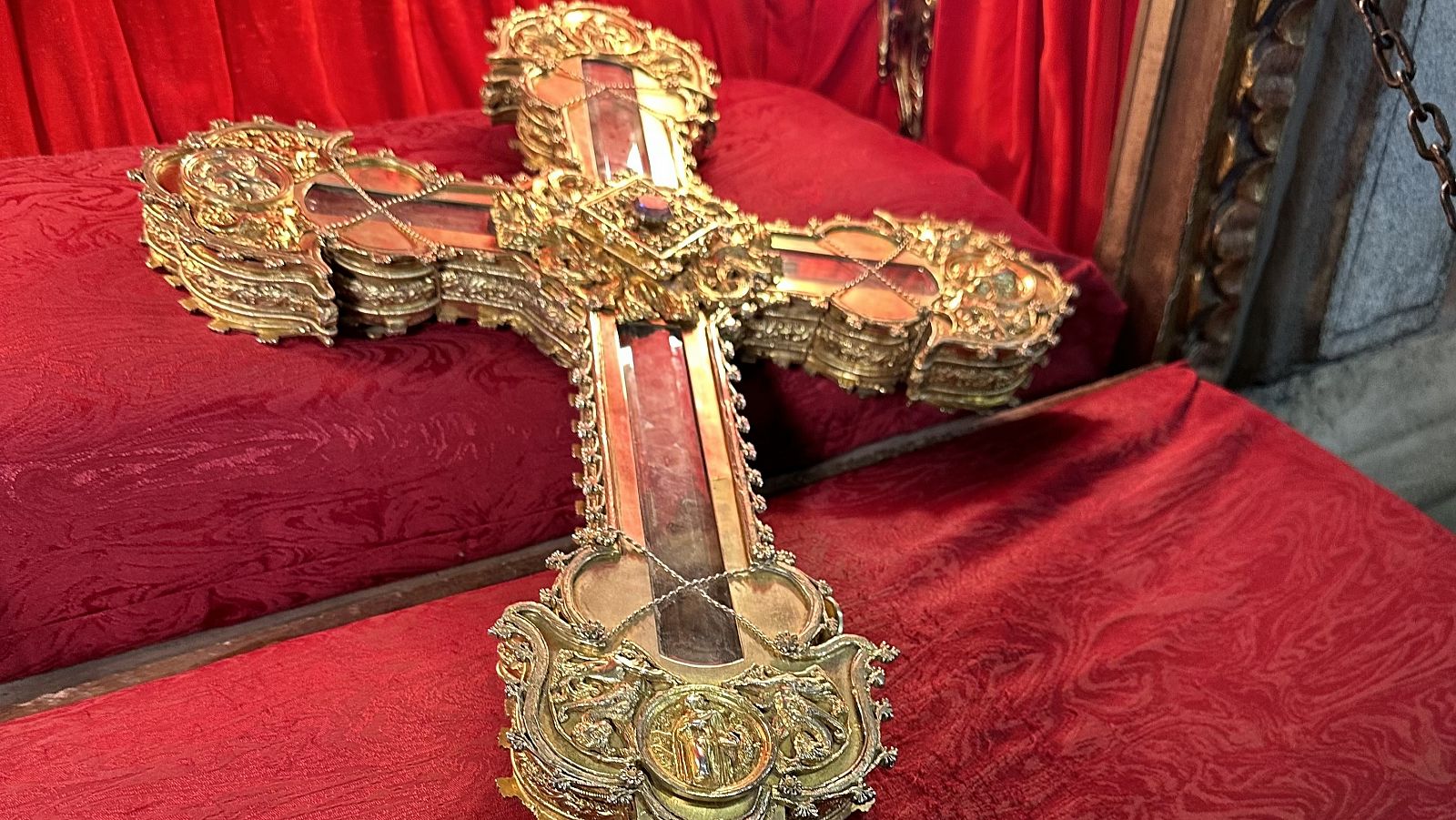 Pueblo de Dios - Marcados por la Cruz - ver ahora