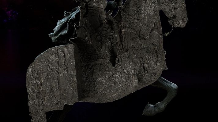 Curioseando - ¿Cómo se mantiene en pie la estatua ecuestre de Felipe IV?