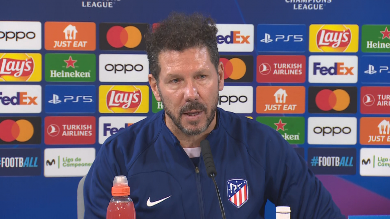 Simeone: "Es un grupo muy parejo y el más regular pasará a octavos"