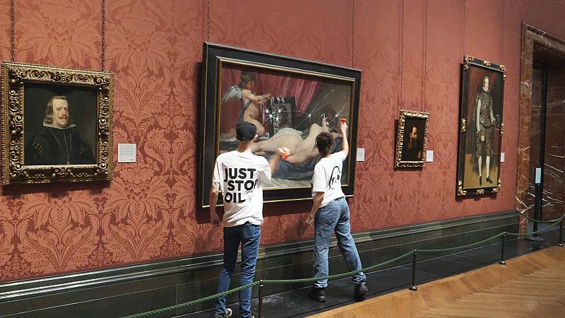 Dos activistas climáticos atacan 'La Venus del Espejo' de Velázquez en la National Gallery de Londres