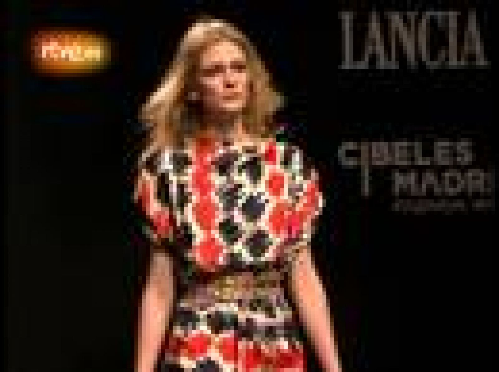 Desfile de Kina Fernández en Cibeles Madrid Fashion Week 2010 | Ver