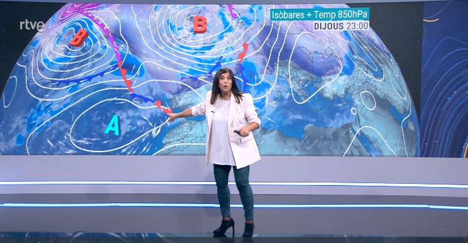 El Temps (08/11/2023) - Un petit i breu canvi de temps i després, estiuet