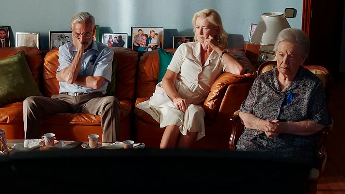 Cuéntame cómo pasó - Un agónico minuto de silencio