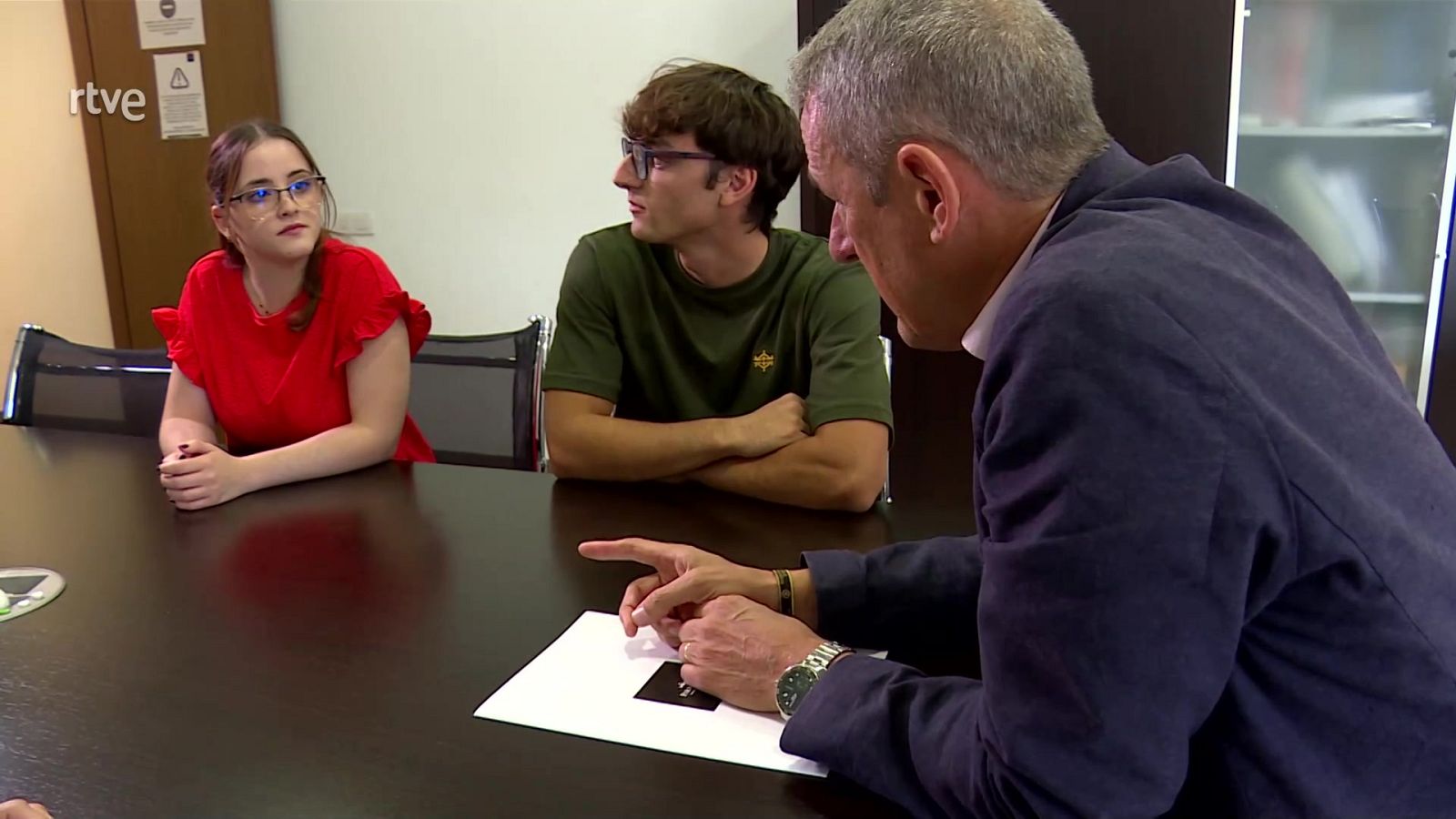 Aquí hay trabajo - 10/11/23 - ver ahora