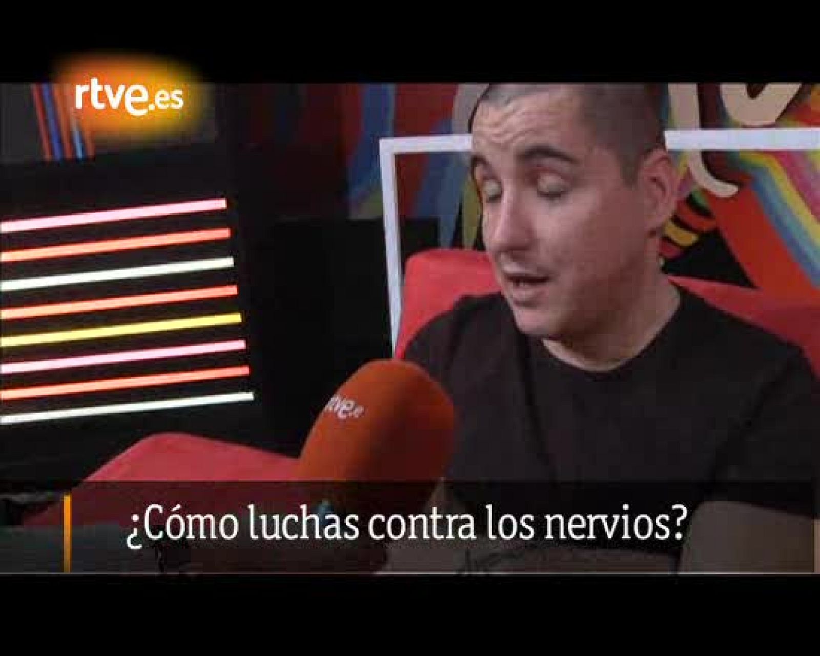 Eurovisión 2010 - John Cobra y sus apoyos - Eurovisión | Ver