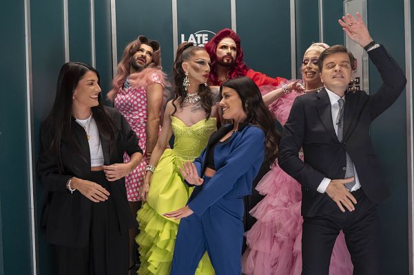 Late Xou con Marc Giró - En el ascensor con Dulceida y Alba Paúl