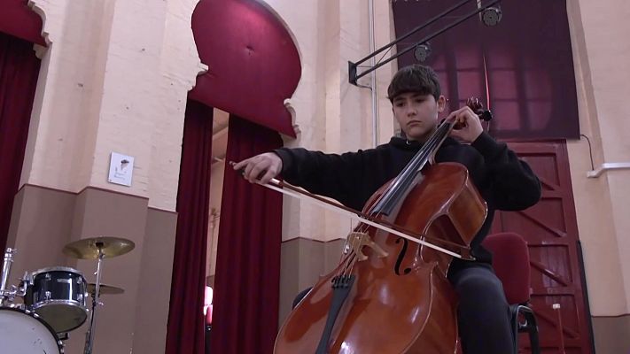 Telediario 2 - Semana de los Latin Grammy: así lo viven los estudiantes del Conservatorio Francisco Guerrero