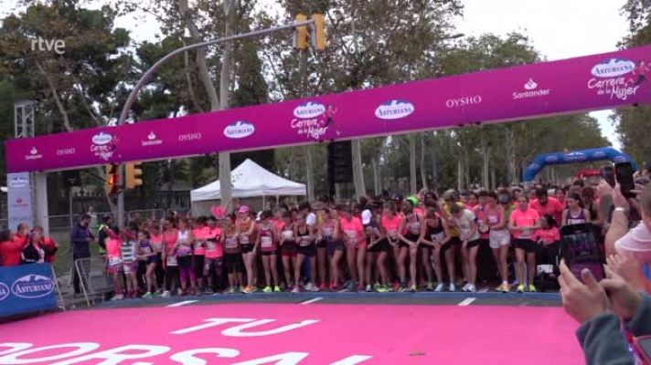 L'Informatiu - Barcelona es tenyeix de color rosa