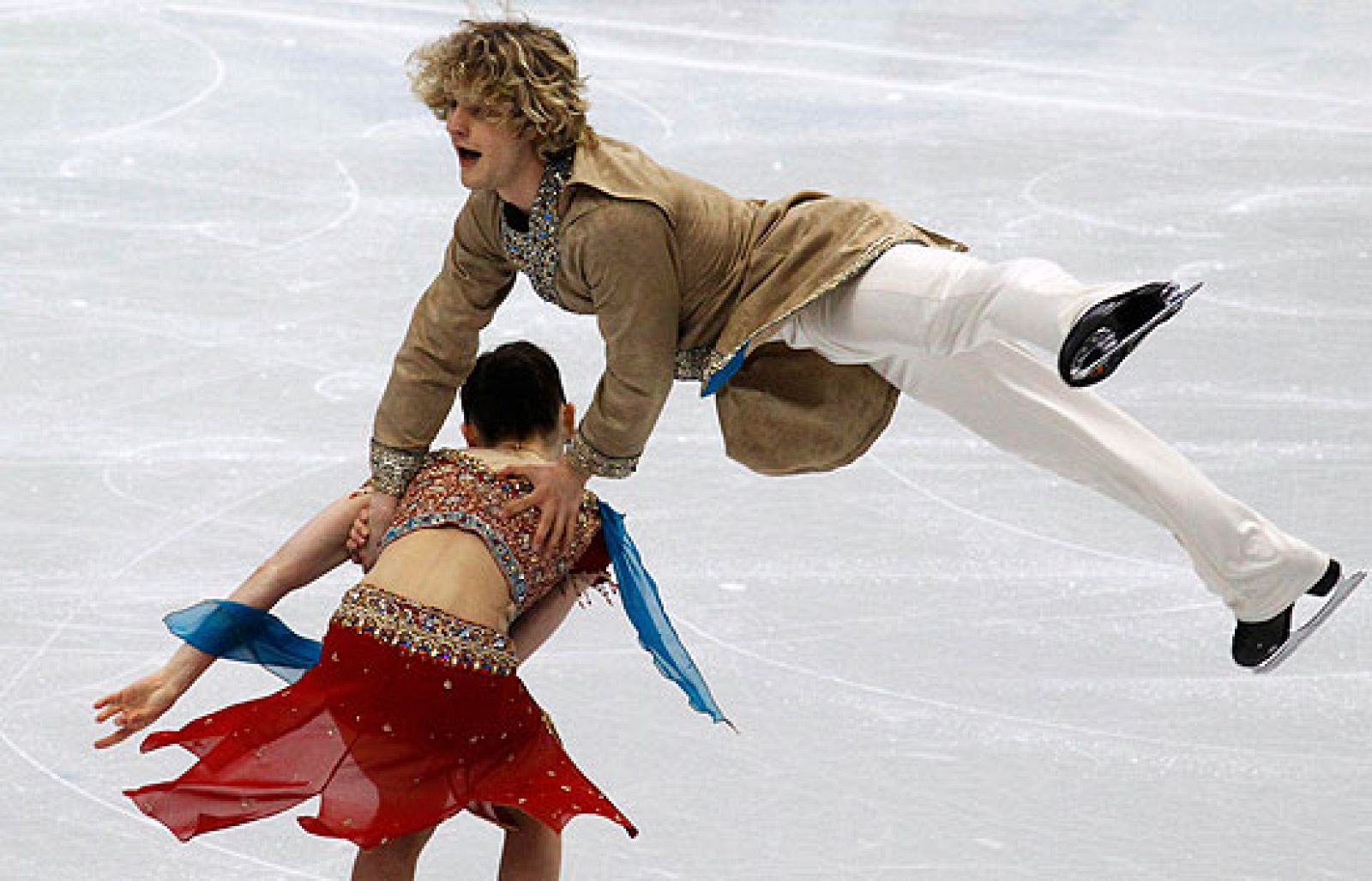 La pareja estadounidense formada por Meryl Davis y Charlie White terminó segunda en la ronda previa a la final.