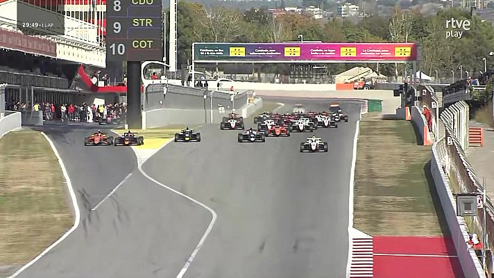  - Enzo Deligny firma una salida que le cuesta la descalificación en la prueba de F4 España