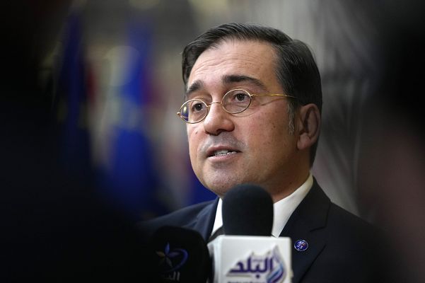 Informativo 24h - Albares confirma la salida de Gaza de 41 españoles