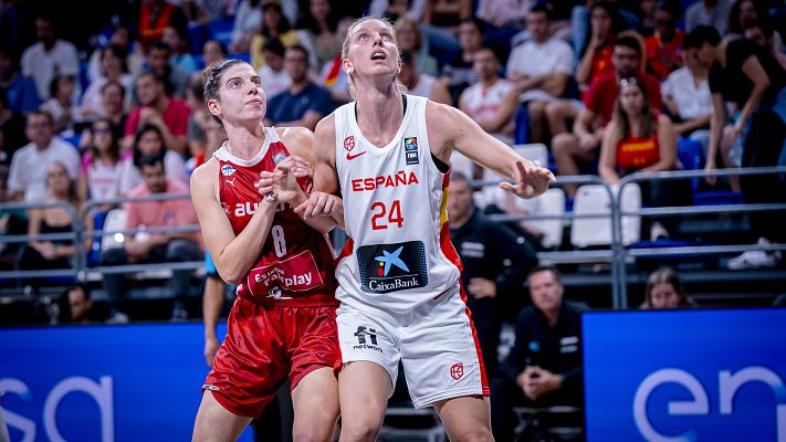 Baloncesto en RTVE - Laura Gil celebra con un doble doble sus 150 partidos con la selección: "Sólo son números"