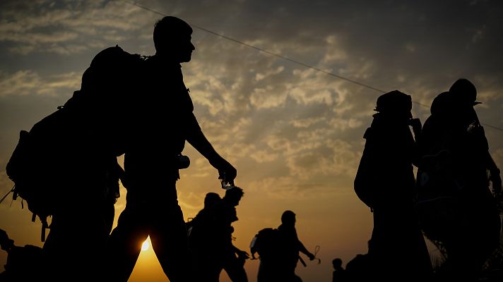 Telediario 1 - Alemania pone fin a su política migratoria de puertas abiertas