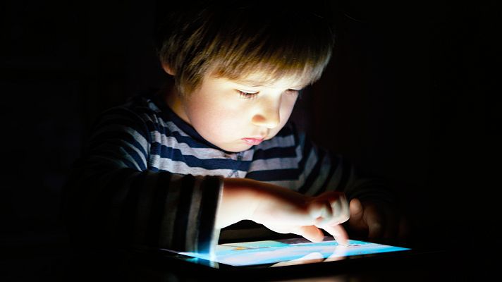 Telediario 1 - De la calle al videojuego: el nuevo territorio de los pedófilos