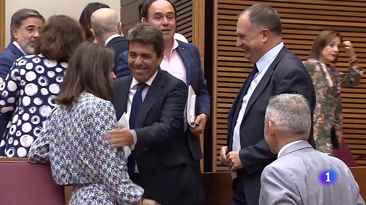 L'informatiu - Comunitat Valenciana - Els més joves aprenen els mecanismes de la política valenciana