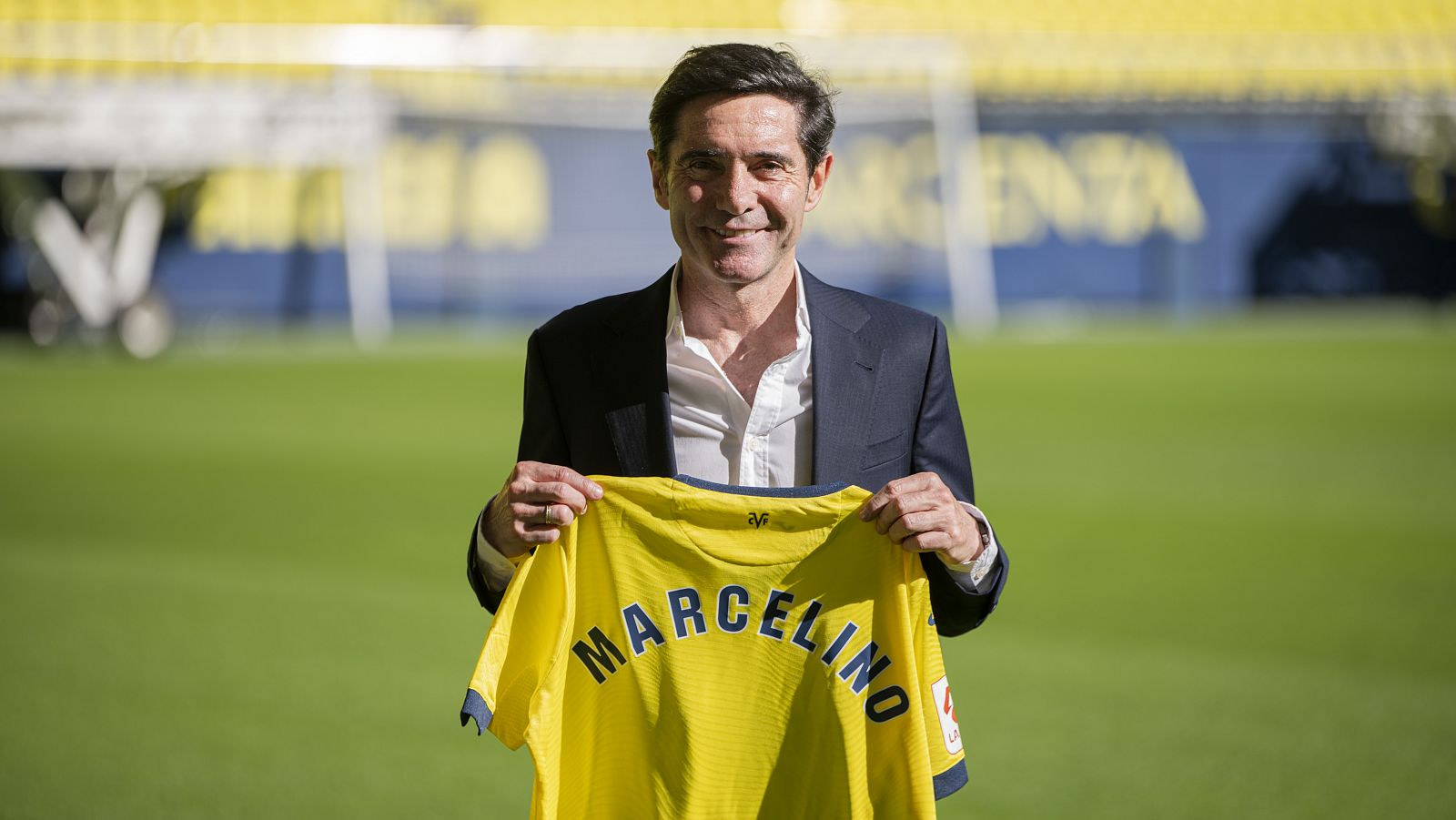 Marcelino, presentado con el Villarreal: "No me llamo salvador ni me apellido milagros"