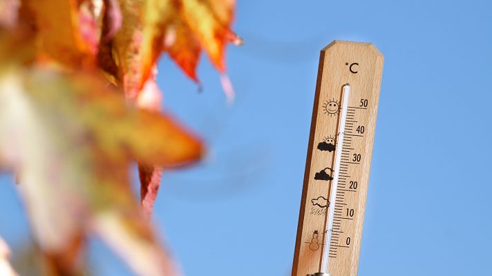 Telediario 1 - Siguen las altas temperaturas en España