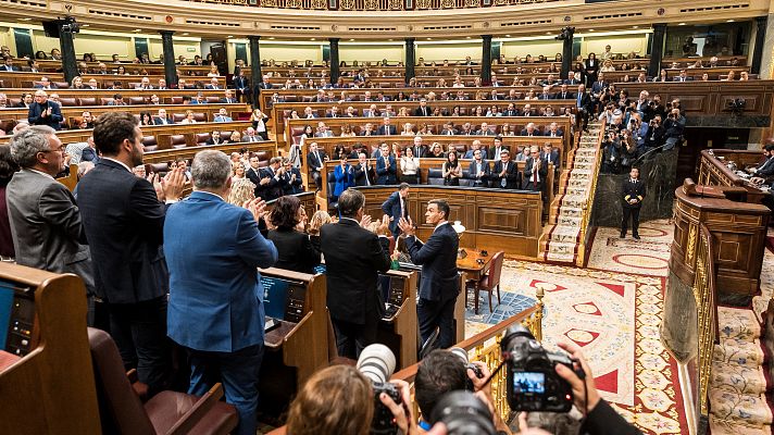 La investidura de Sánchez, marcada por la crispación, el barullo, las interrupciones y algún insulto