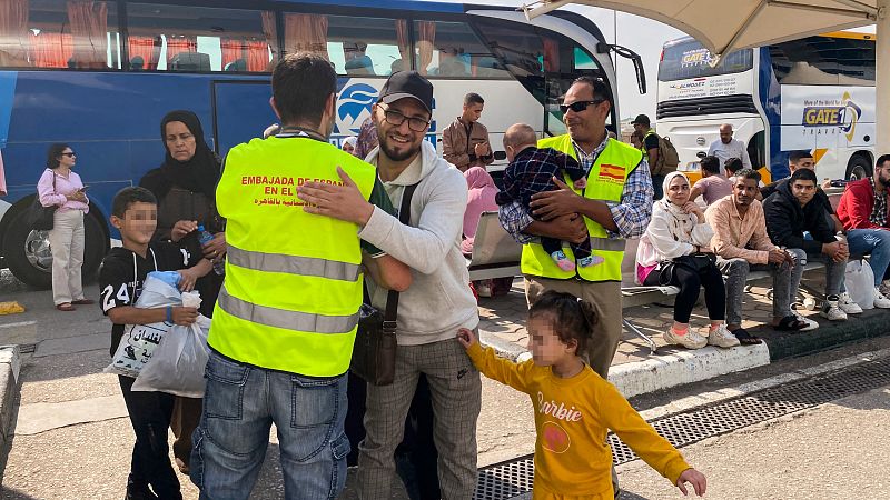 Los españoles evacuados de Gaza, rumbo a Madrid