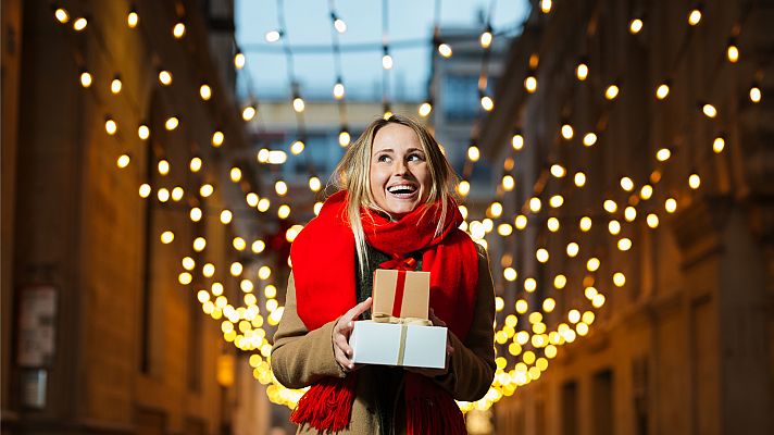 Telediario 1 - En busca del anuncio navideño del que todo el mundo hable