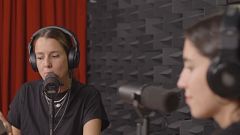 Algunos de los podcasts literarios favoritos de Página Dos