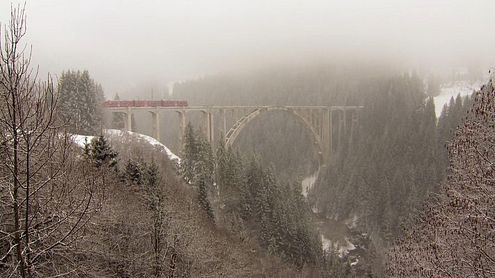 Viajar en tren - Suiza: Coira - Arosa