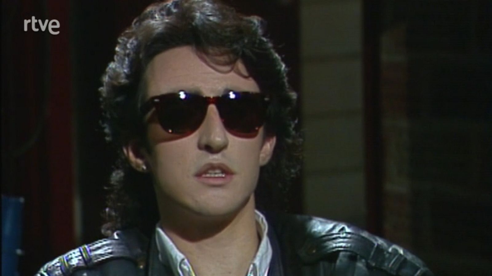 De la mano de - Ramoncín - De la mano de | Ver