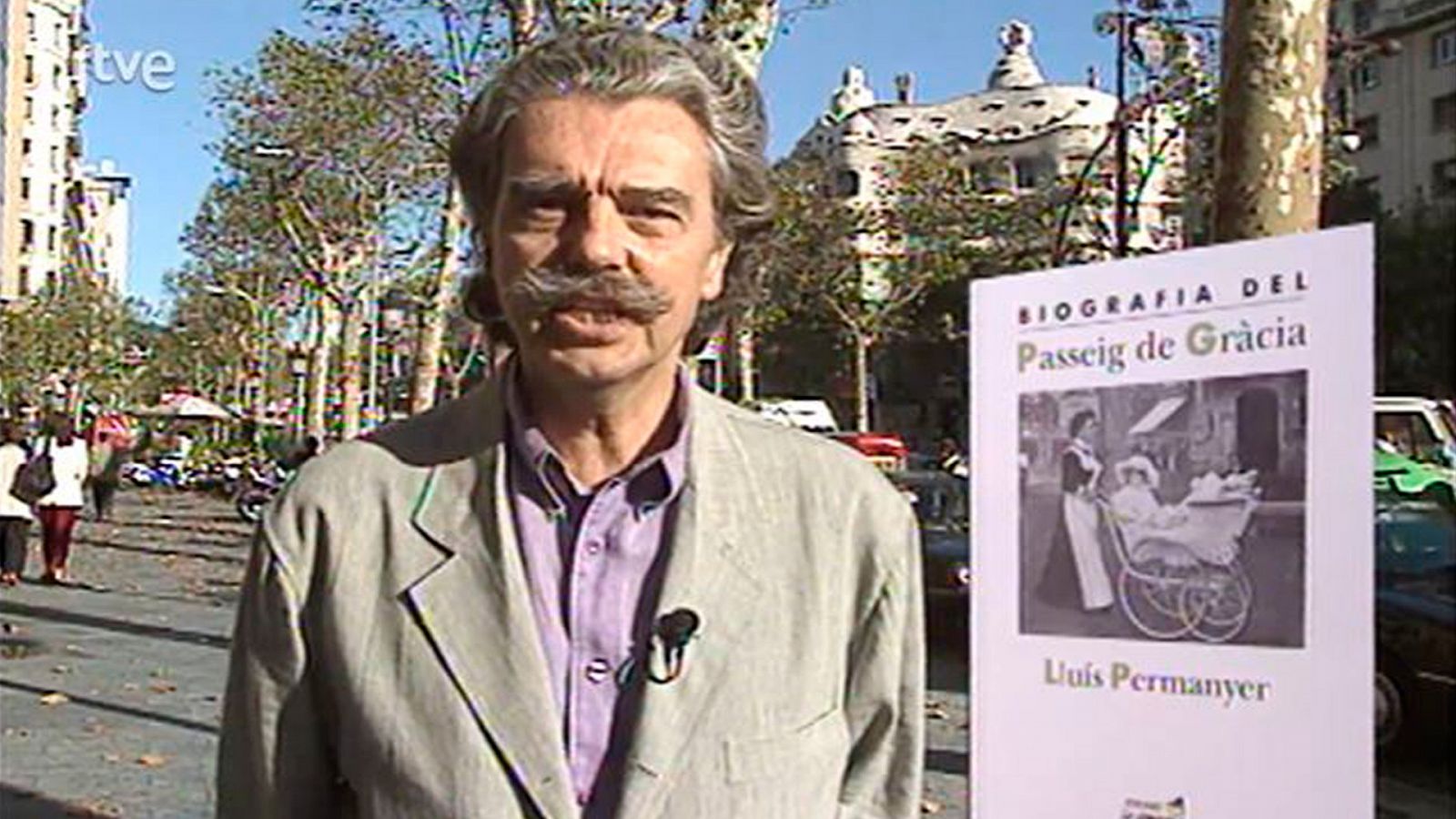 Arxiu TVE Catalunya - L'Odissea - Llibres de Sempronio i Lluís Permanyer sobre el passeig de Gràcia
