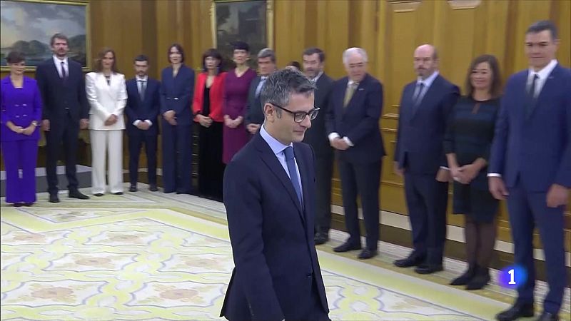 Prenen possessió del càrrec els 22 ministres del nou Govern.