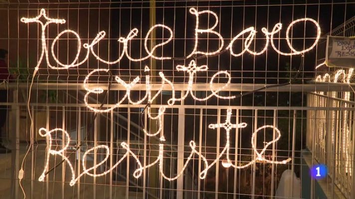 L'Informatiu - Torre Baró tindrà llums de Nadal: una reivindicació històrica