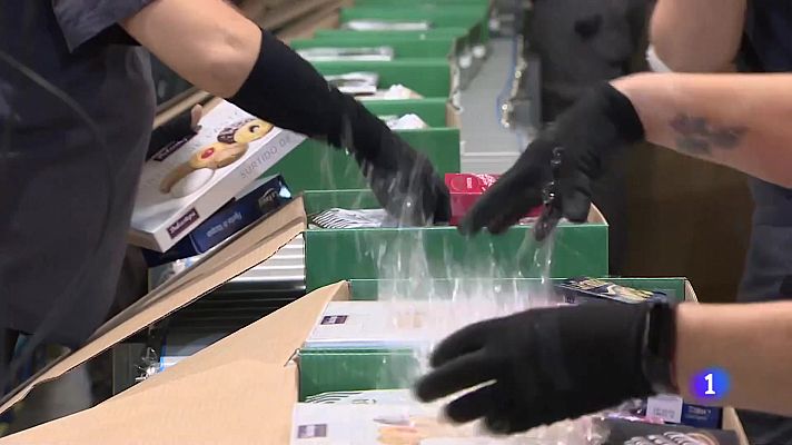 L'informatiu - Comunitat Valenciana - El sector de las cestas de Navidad no para de crecer, a pesar de la inflación