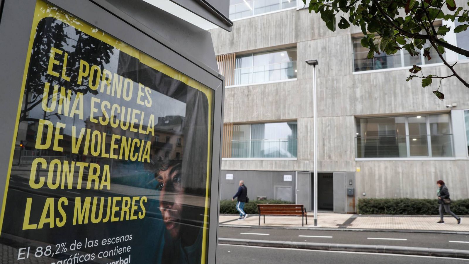 Investigan dos chats con cientos de alumnos de colegios de San Sebastián con contenido pornográfico