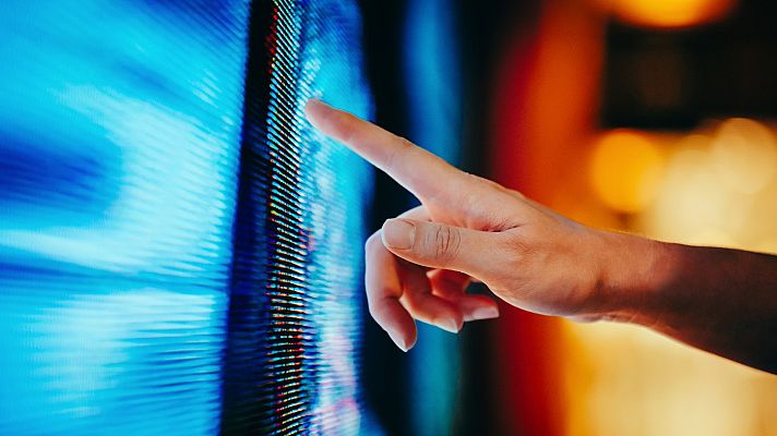 El negocio de la inteligencia artificial: el sector mueve más dinero tras ChatGPT