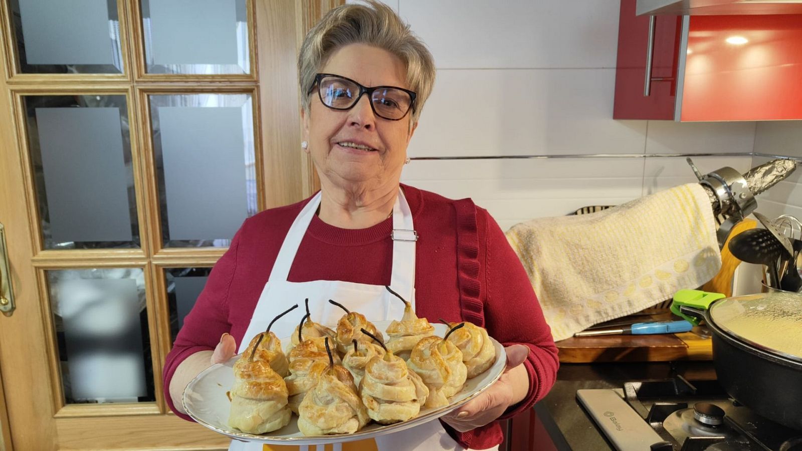 Receta de un postre de temporada: peras con hojaldre